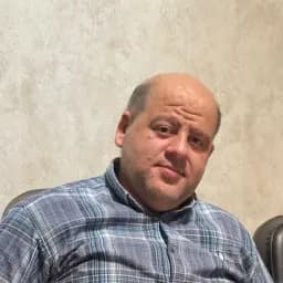 مجید عزتی